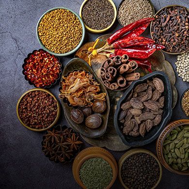 A mobile-optimized version of the Synthite Flavor & Beverage banner, featuring a streamlined graphic of ingredients and a beverage.